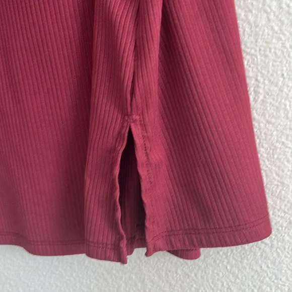 Sleeveless Burgundy Top, size 3X - Picture 4 of 4
